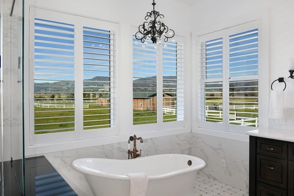 Main house Master Bathroom