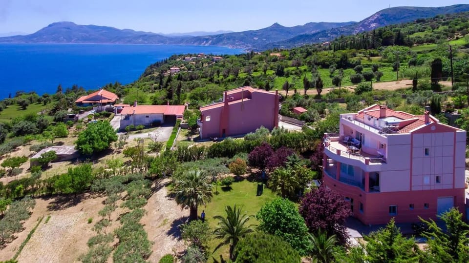 Villa, 4 Bedrooms, Private Pool, Garden View | Garden