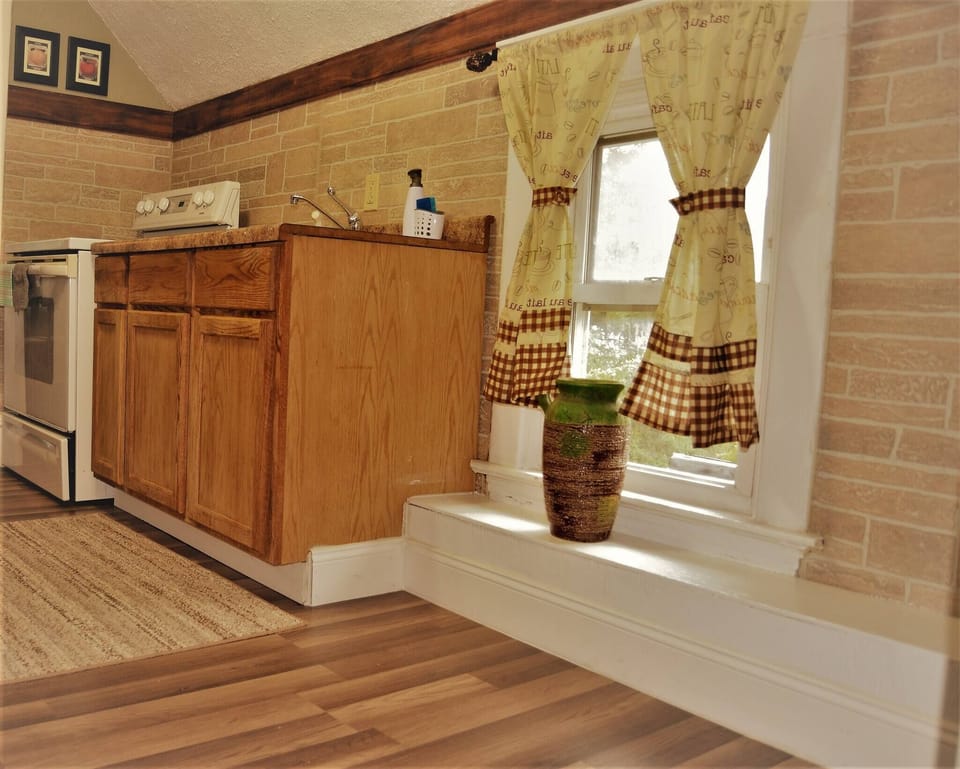Apartment, 3 Bedrooms, Balcony, Garden View | Private kitchen