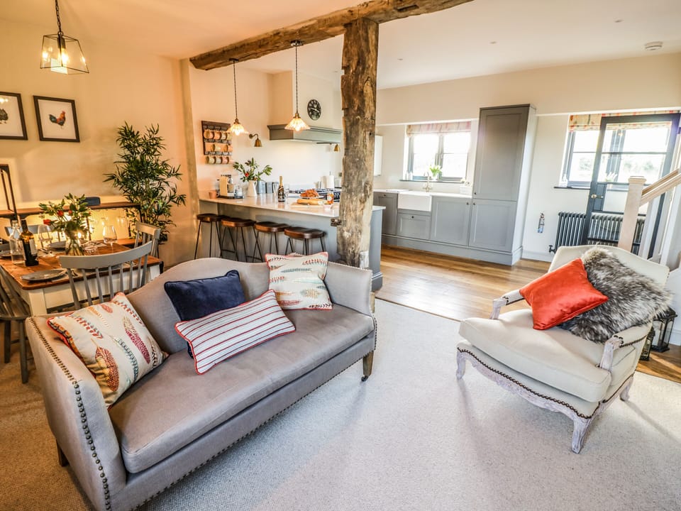 Cottage | Interior