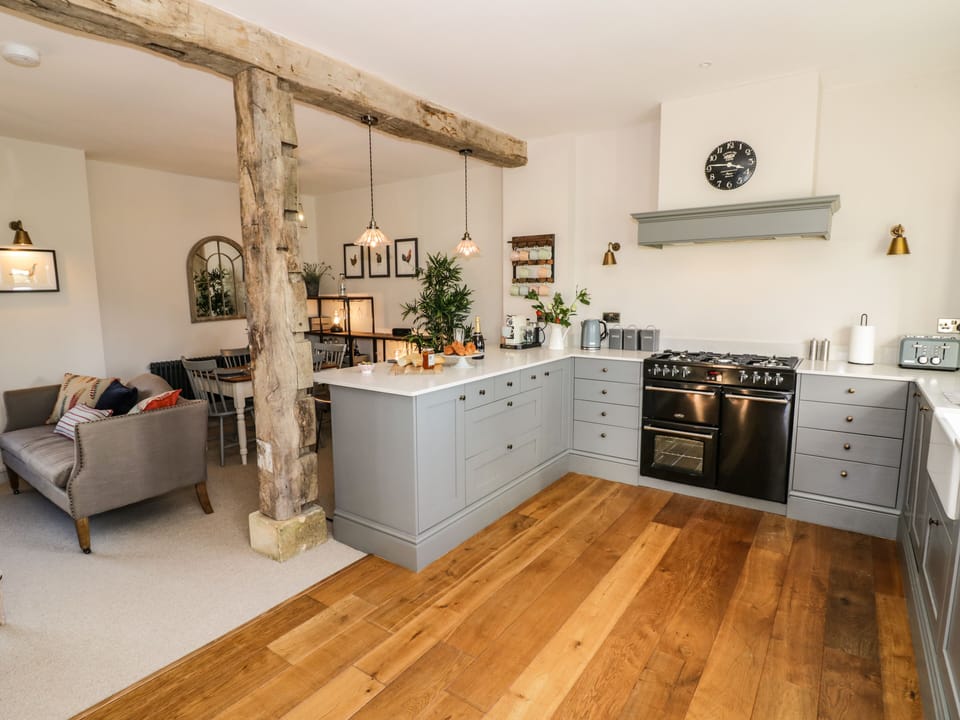 Cottage | Interior