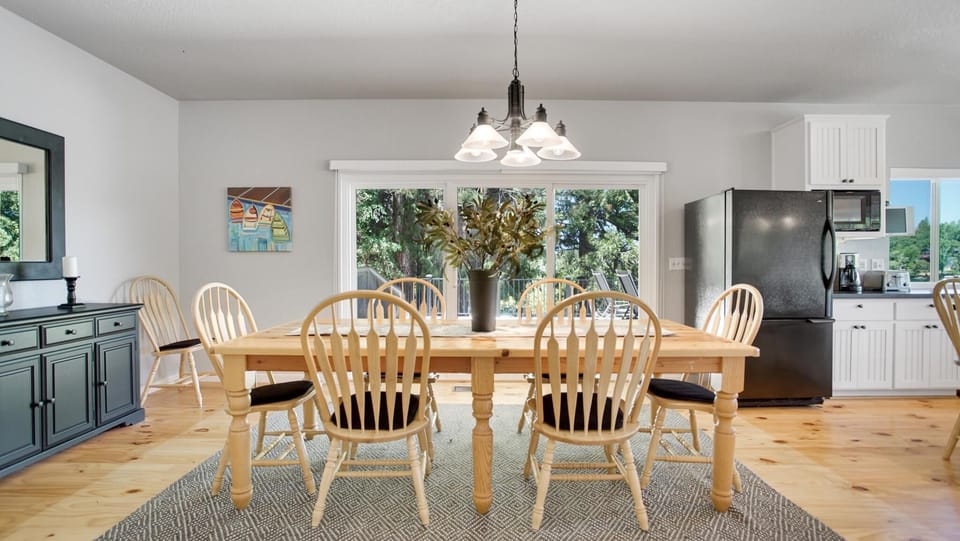 dining table with seating for 8