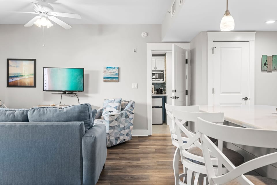 Access to rent Unit 524 to add 4 more to your occupancy - Open to the Studio at Unit 524