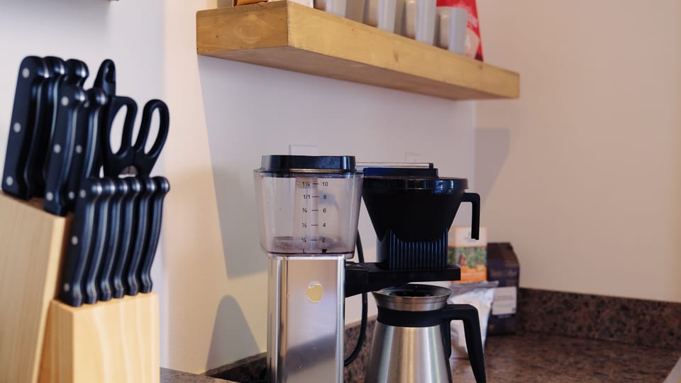 Coffee and Tea station with Moccamaster Coffee maker