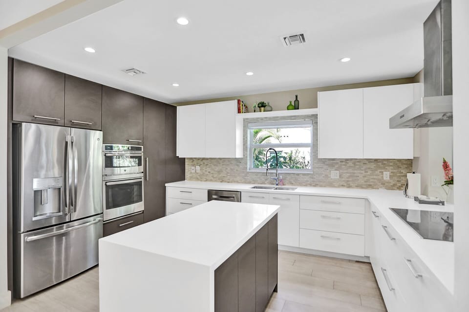 Kitchen, open-concept
