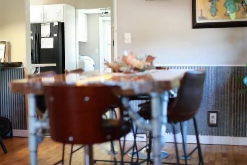 Dining room/kitchen