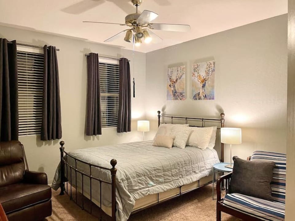 Queen bed plus futon to sleep an adult or 2 children