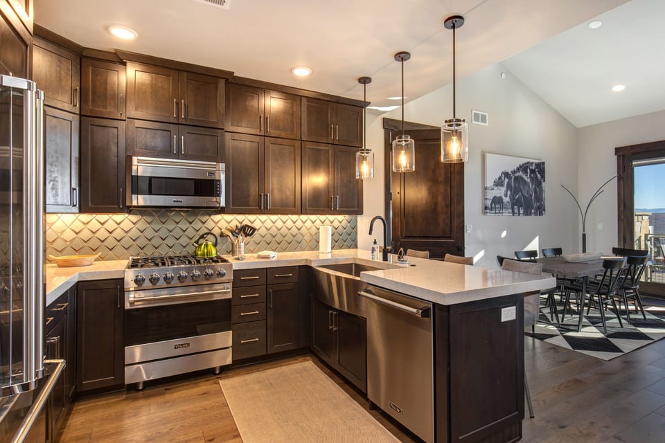 Quartz countertops and stainless steel Viking appliances