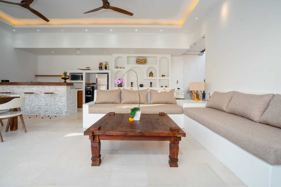 Basic Villa, Multiple Beds | Living area | 32-inch flat-screen TV with digital channels, TV, stereo