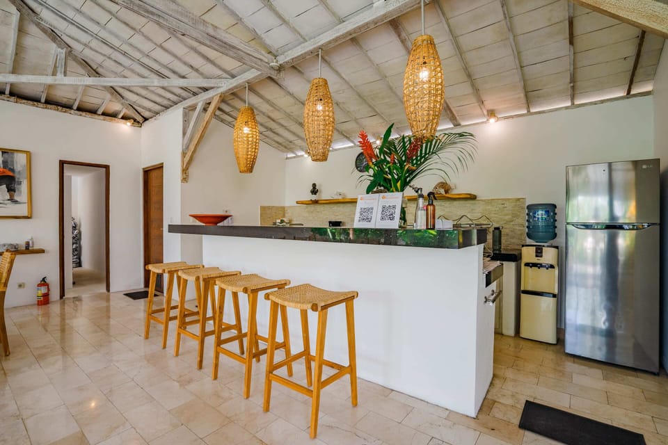 Basic Villa, Multiple Beds | Private kitchen | Fridge, microwave, oven, stovetop