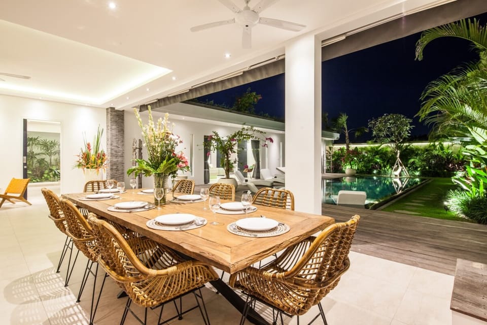 Basic Villa, Multiple Beds | Private kitchen | Fridge, microwave, stovetop, coffee/tea maker