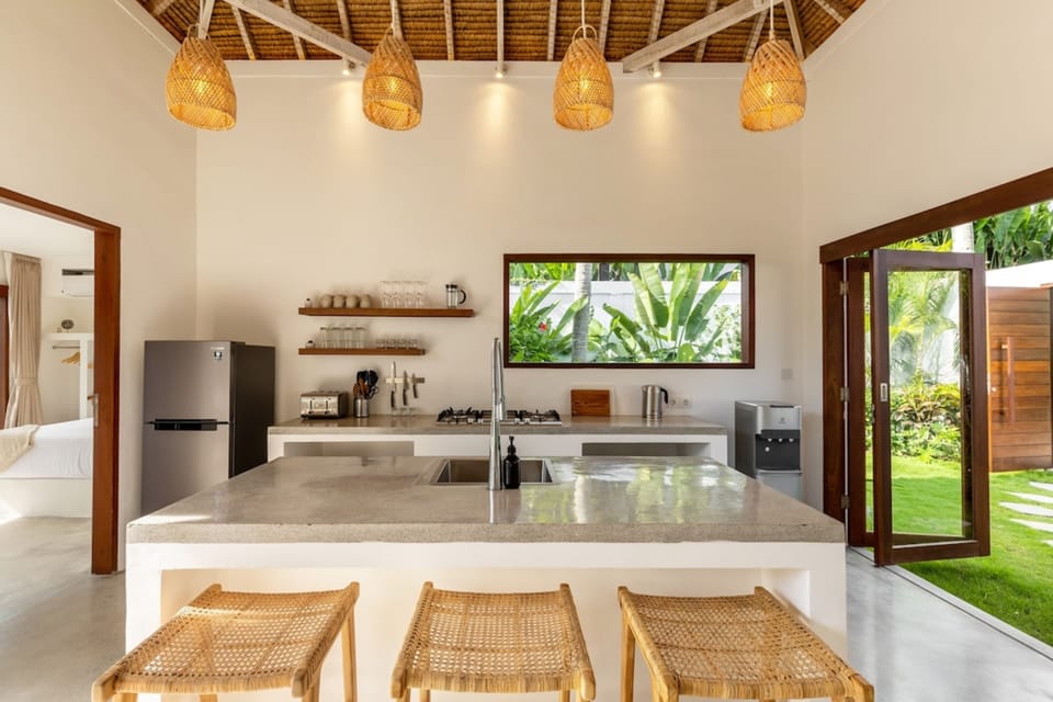 Basic Villa, 2 Queen Beds | Private kitchen | Fridge, stovetop, coffee/tea maker, electric kettle