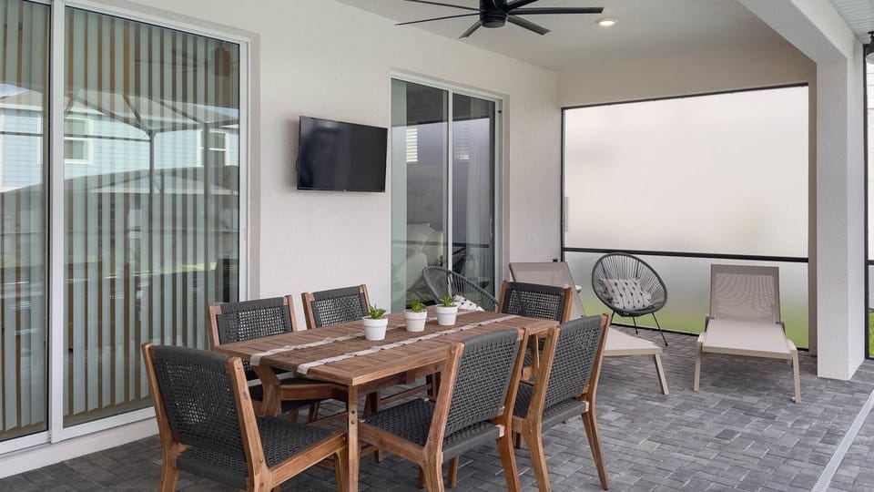 Patio Dining