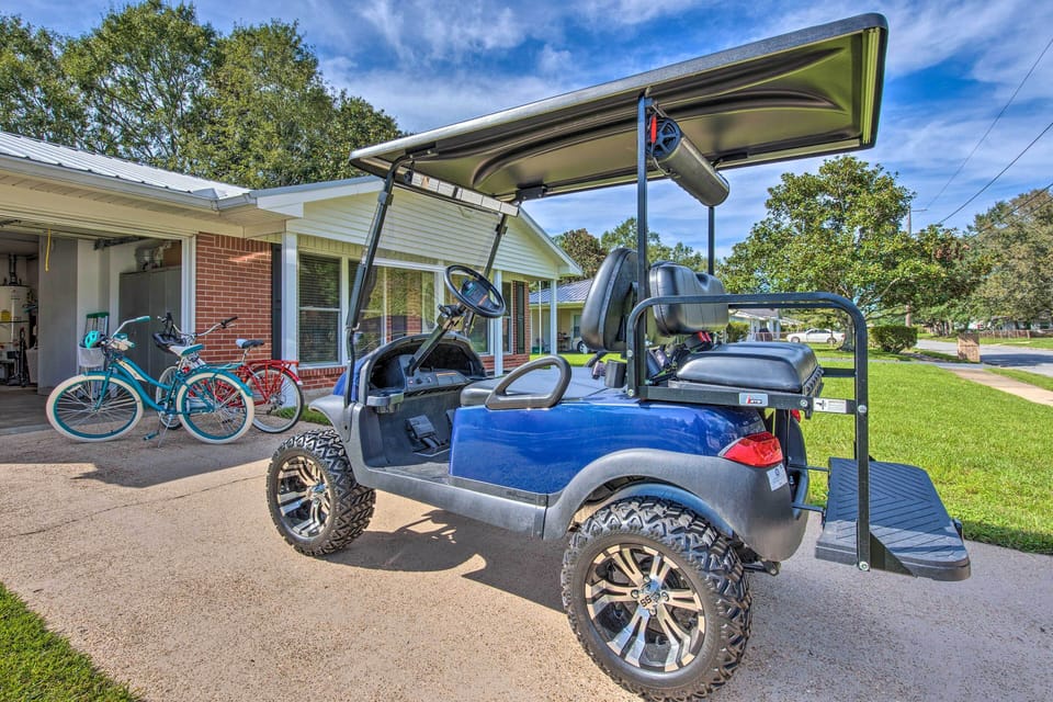 Golf Cart (Additional Fee) | 2 Bikes Provided
