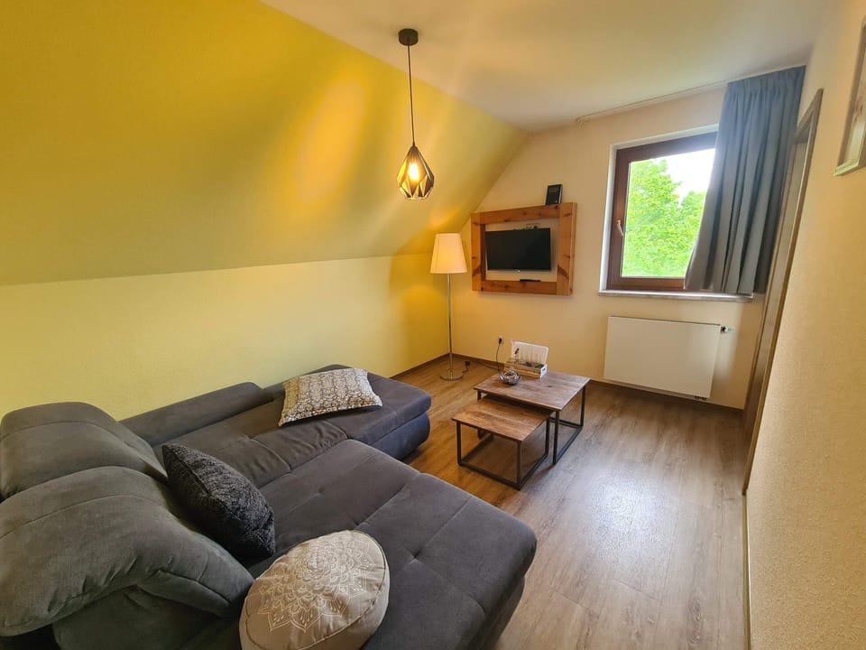 Comfort Double Room | Free WiFi, bed sheets