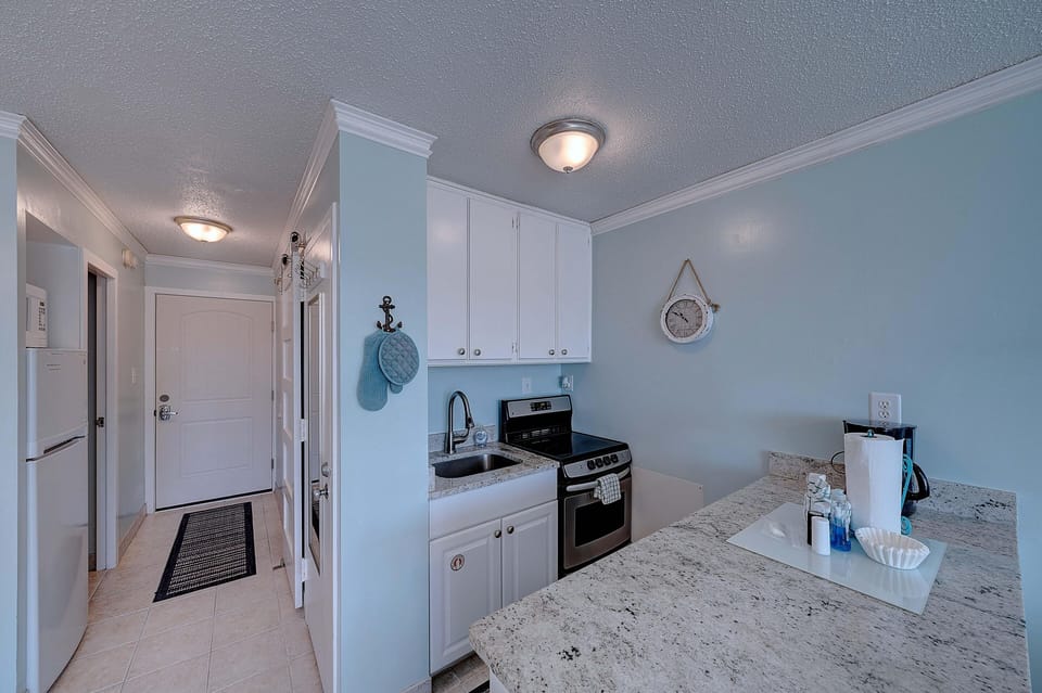 Kitchenette.