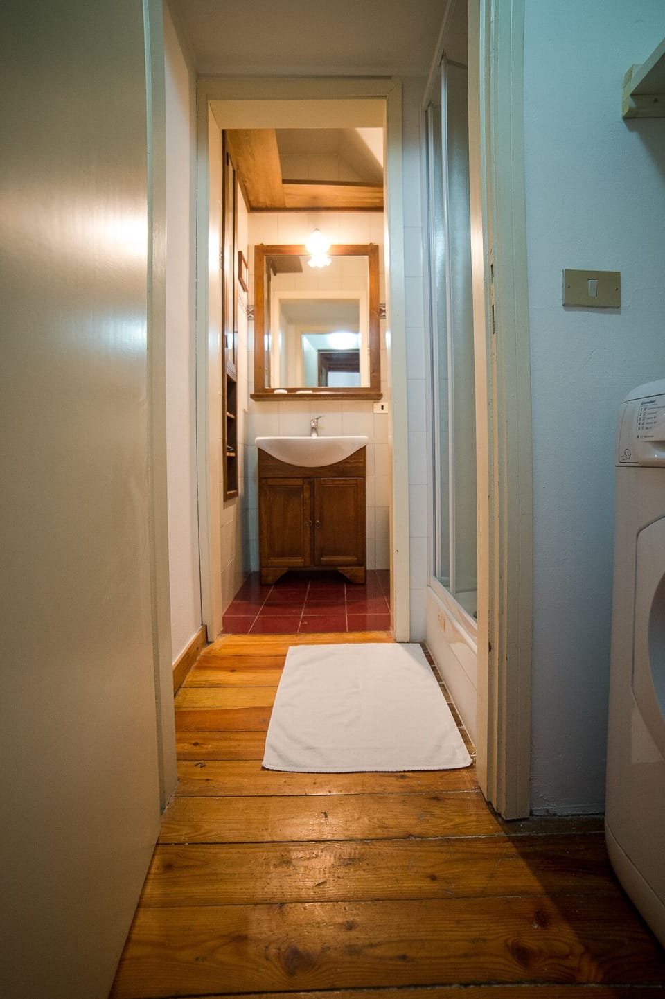 Deluxe Apartment, 1 Bedroom | Bathroom | Shower, hair dryer, bidet, towels