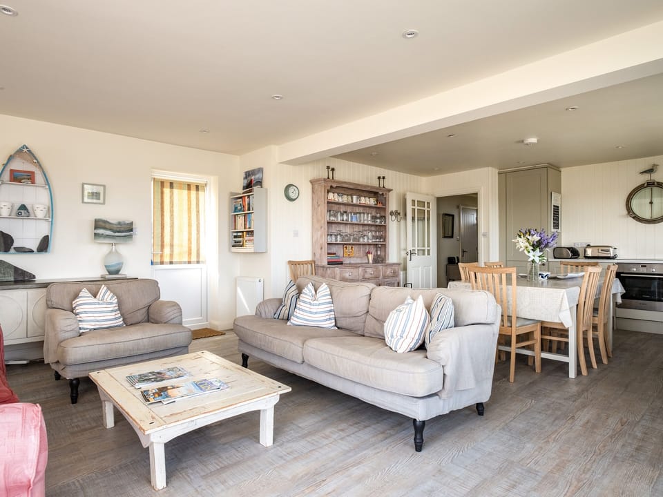 Cottage | Interior