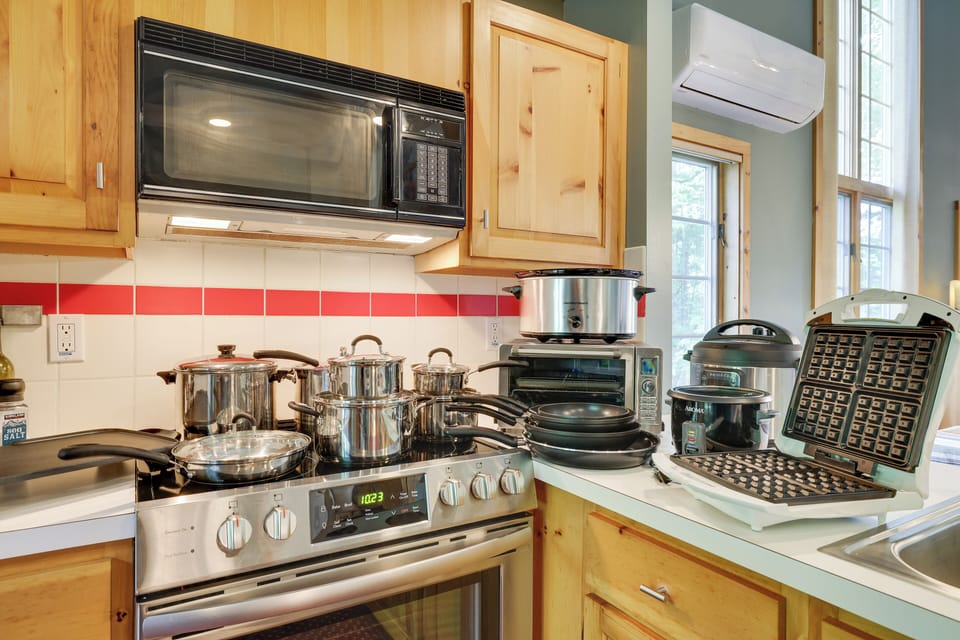 All new cookware & skillets. Instant Pot, griddle, waffle maker, rice cooker.