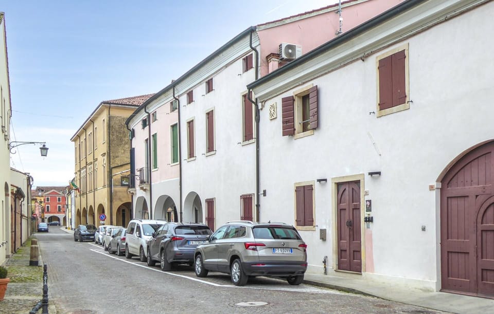 Apartment | Exterior