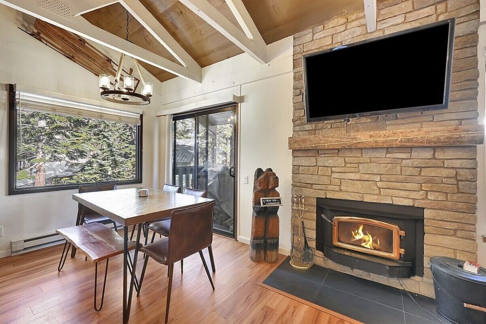 Dining room, deck access, fireplace