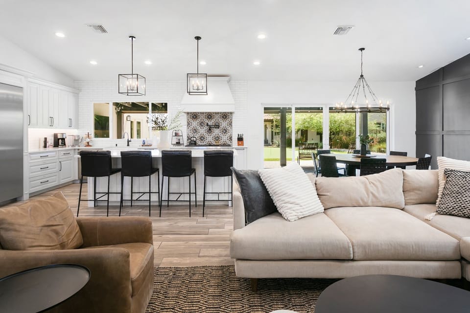 Large Kitchen adjacent to living room 