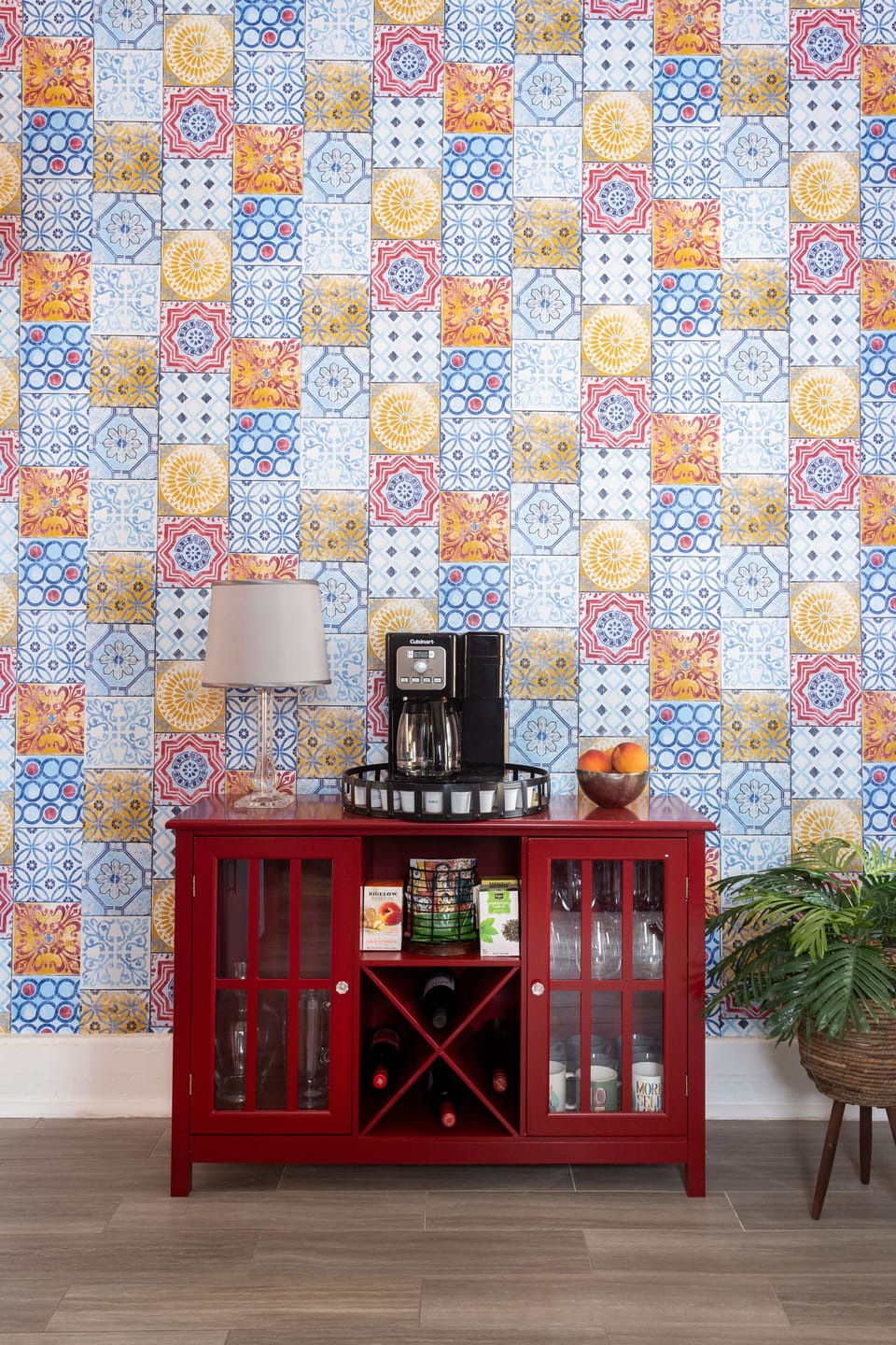 Beautiful mosaic tile wallpaper in the kitchen