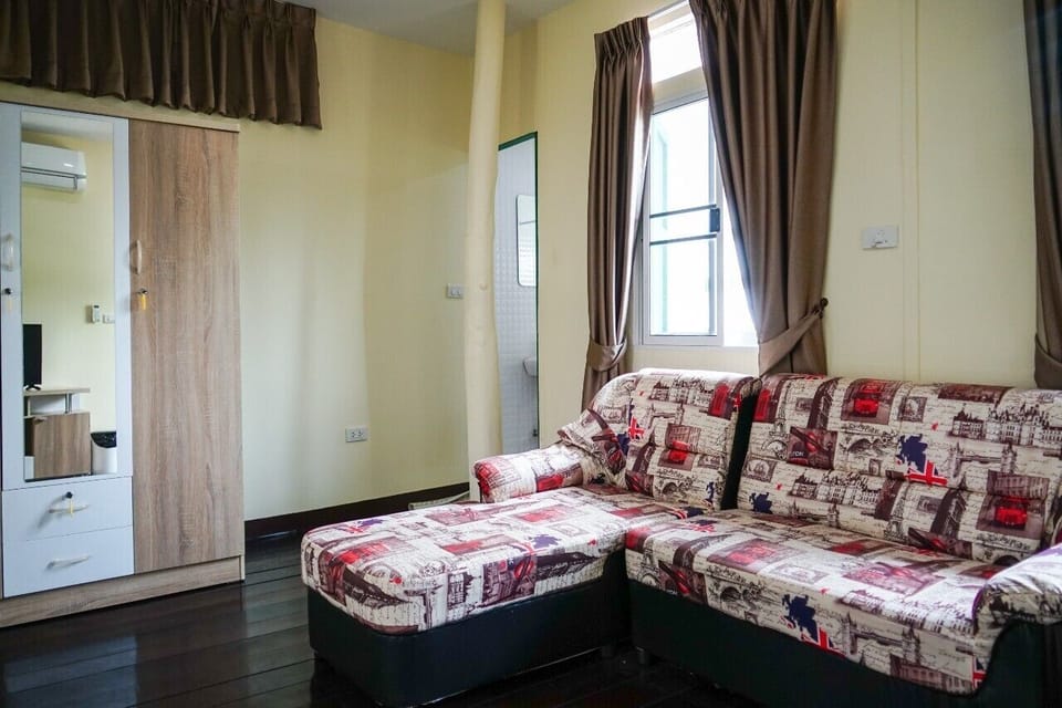 House | Living area | 30-inch LCD TV with cable channels, TV