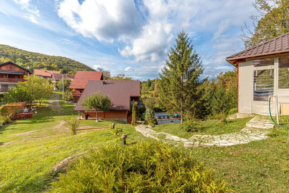 Family House, 2 Bedrooms, Balcony, Mountainside (Chalet With Private Whirlpool And) | Exterior
