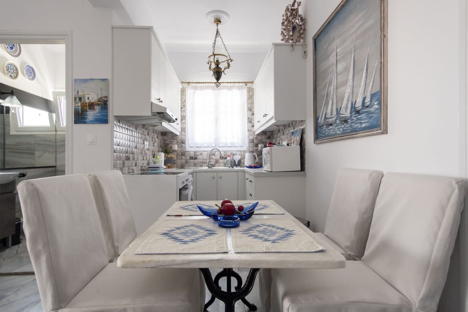 Apartment | Private kitchen | Fridge, oven, espresso maker, coffee/tea maker