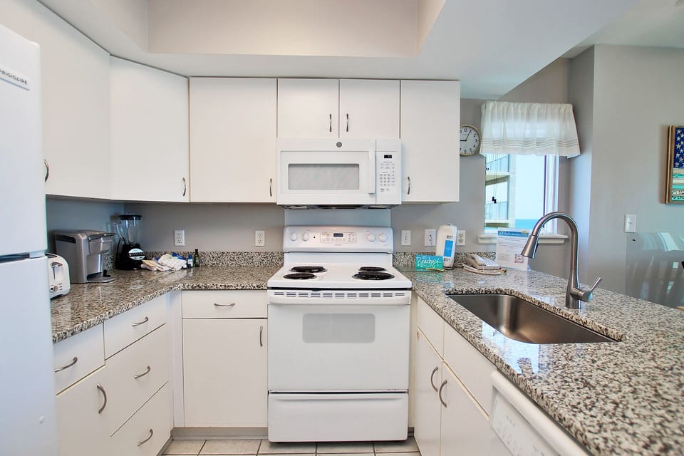 4 - Kitchen (3)