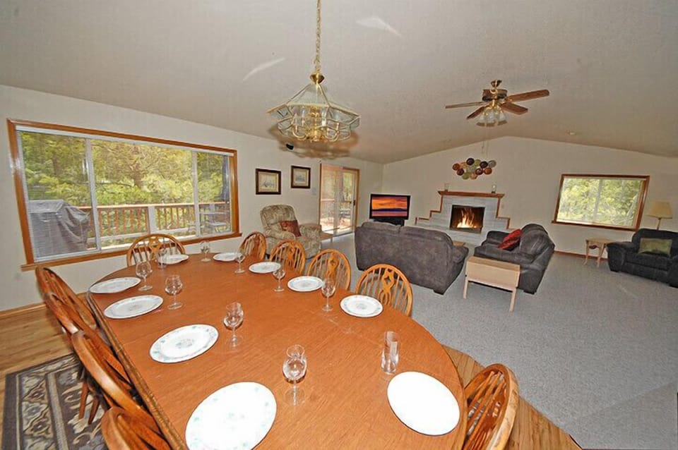 Open Living Area