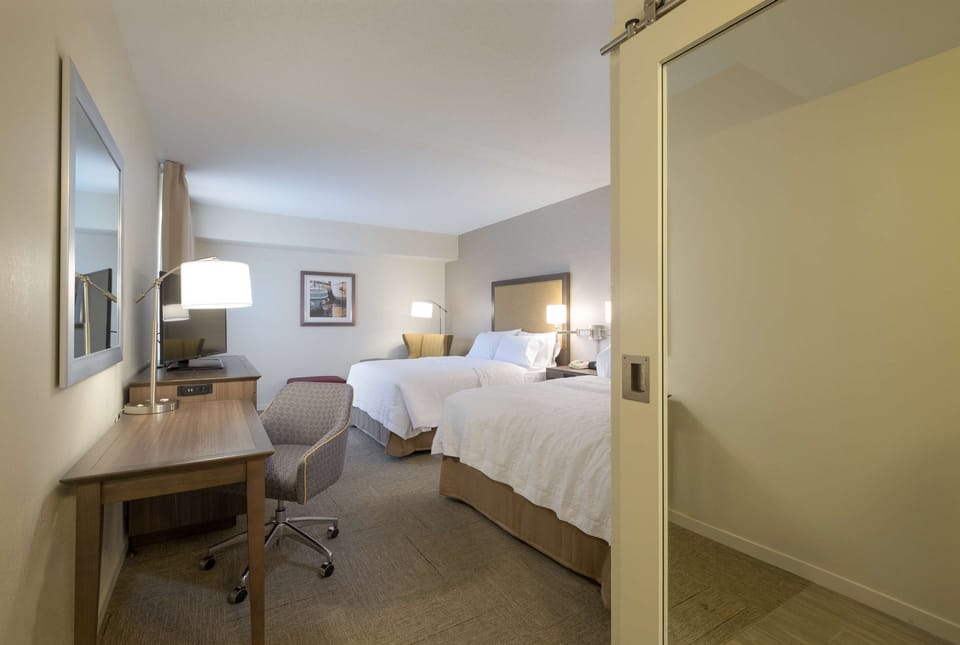 Premium bedding, down comforters, in-room safe, individually furnished