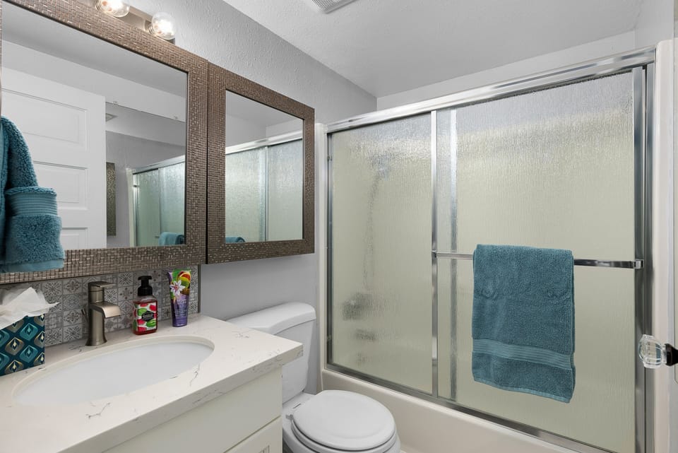 Full bathroom