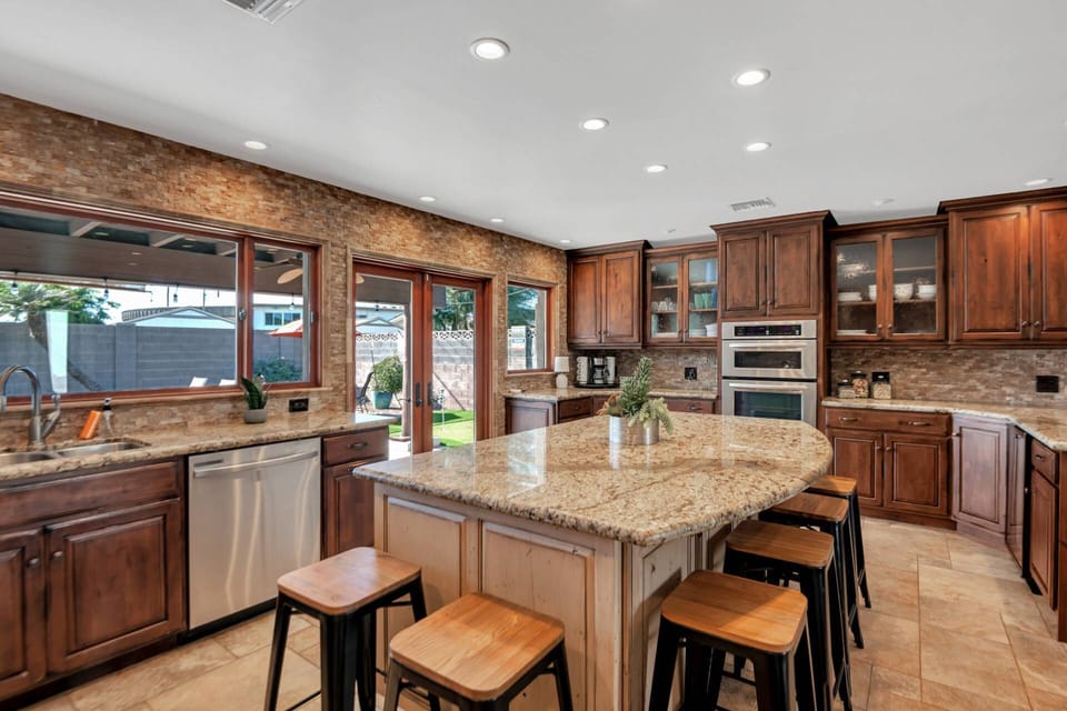Kitchen with all the necessities to prepare your meals