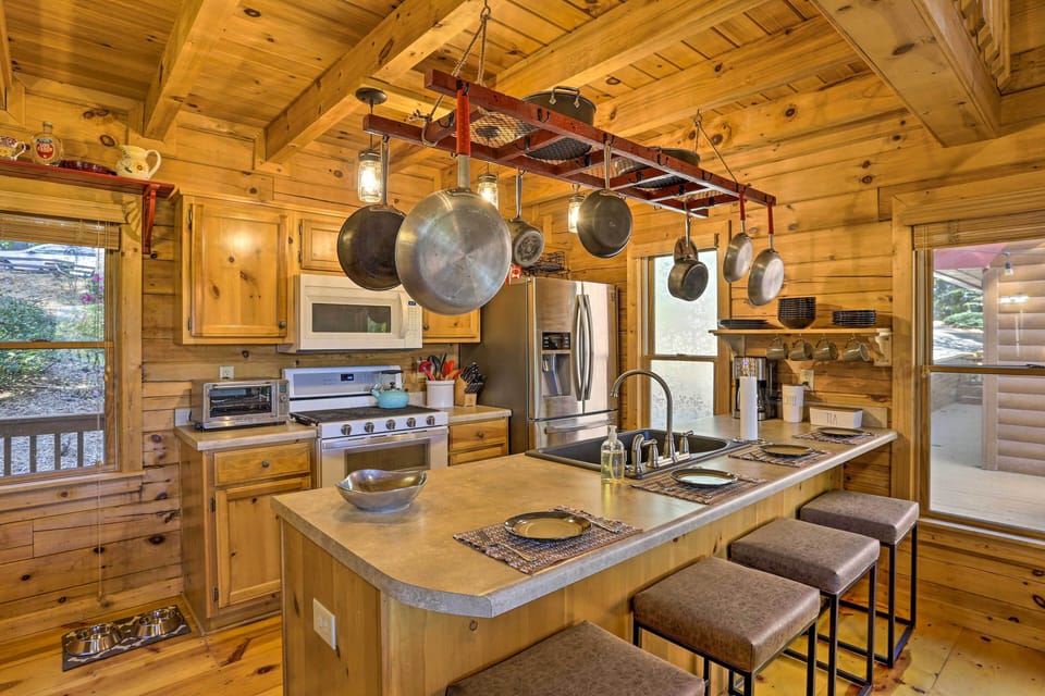 Kitchen | Fully Equipped | Cooking Basics