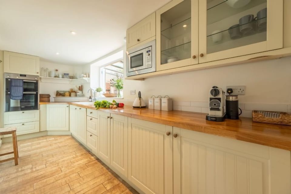Ground floor: Galley-style fitted kitchen