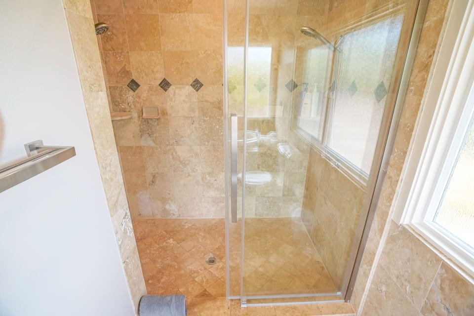 Master Bath Walk-In Shower