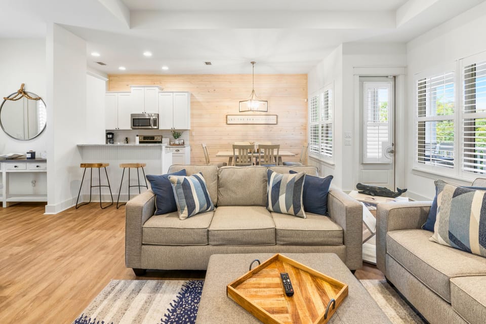 House, 2 Bedrooms | Living area | Smart TV