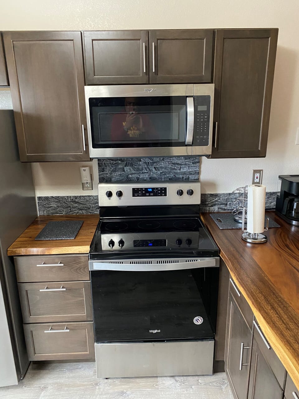 Whirlpool electric range and microwave