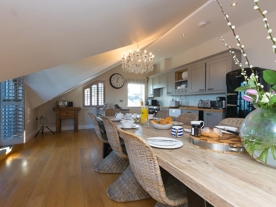 Cottage | Interior