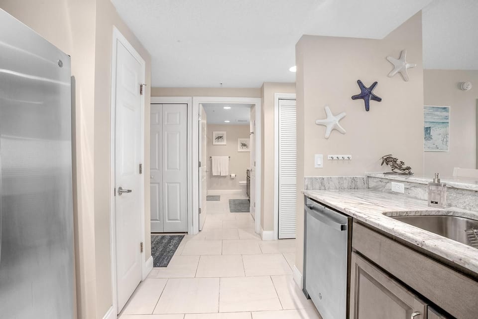 Guest bath access off of main hallway