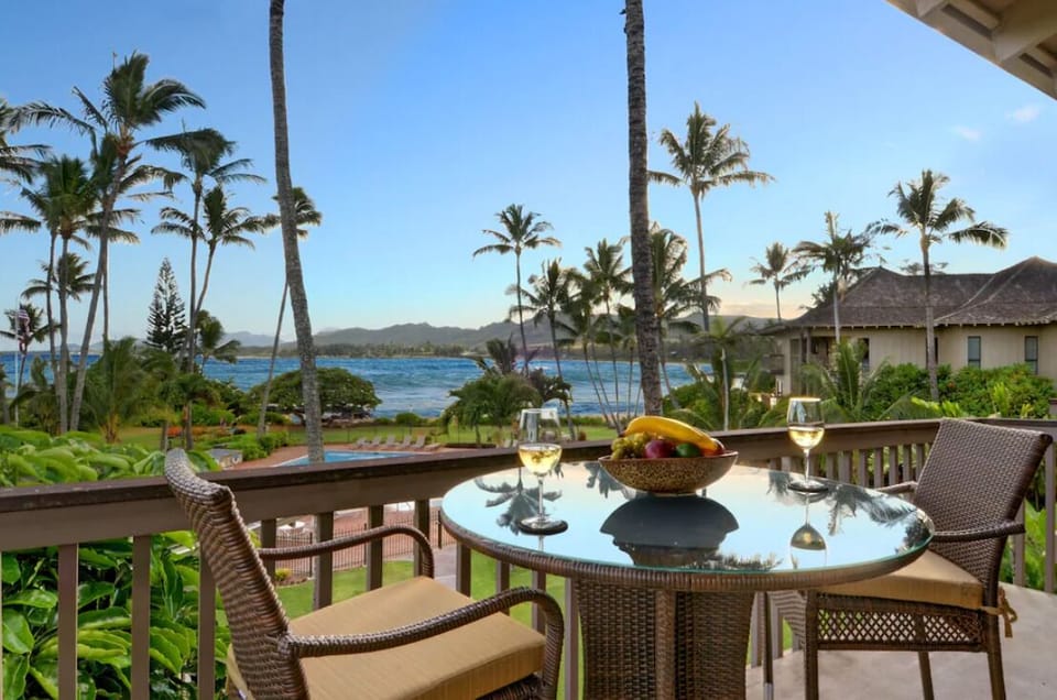 Breathtaking views from spacious lanai.