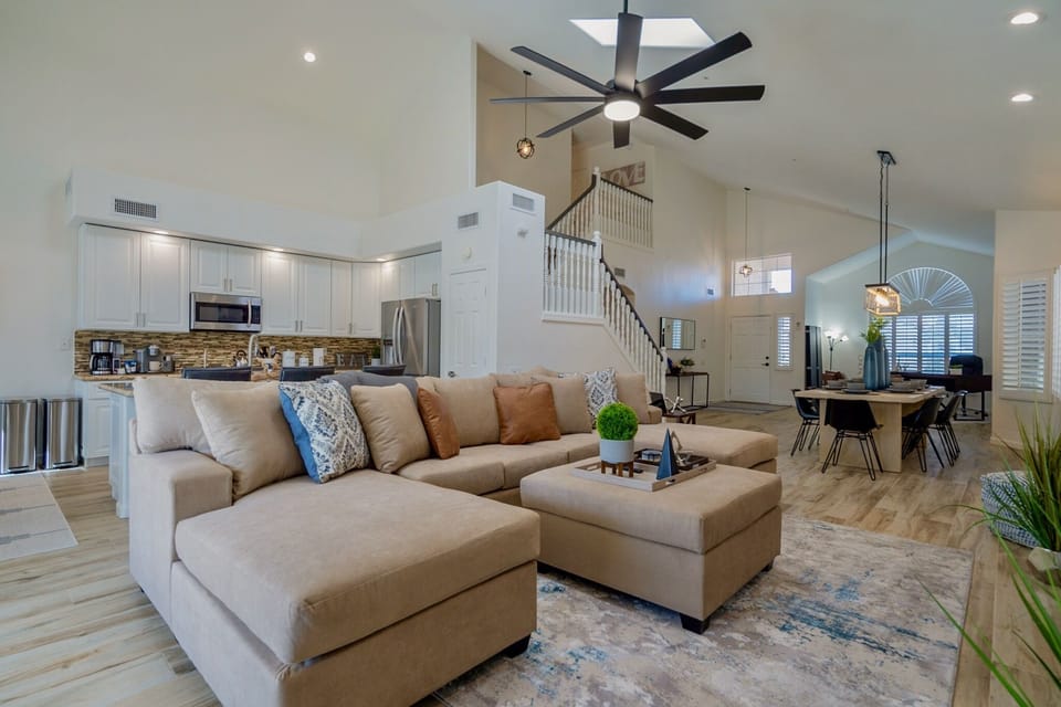 Family Room: Open FloorPlan, Vaulted Ceilings +Sky Lights