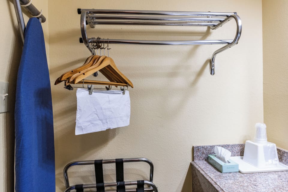 In-room safe, desk, iron/ironing board, free WiFi