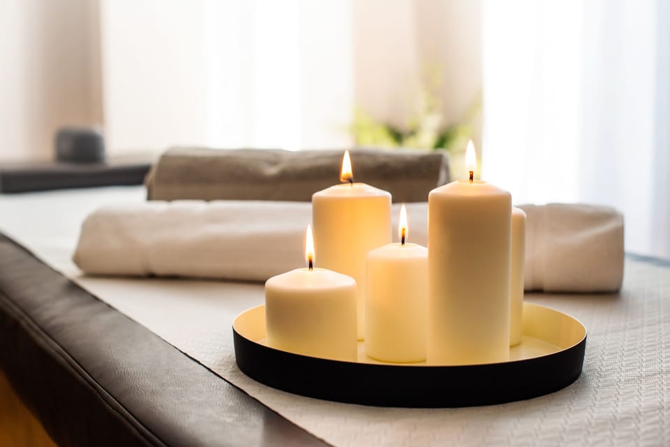 Couples treatment rooms, sauna, hot tub, Turkish bath, facials