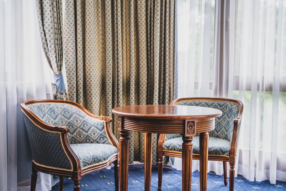 In-room safe, desk, cribs (surcharge), WiFi (free)