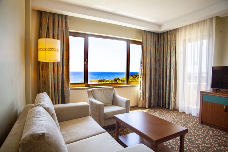 Deluxe Family Room Connecting | View from room