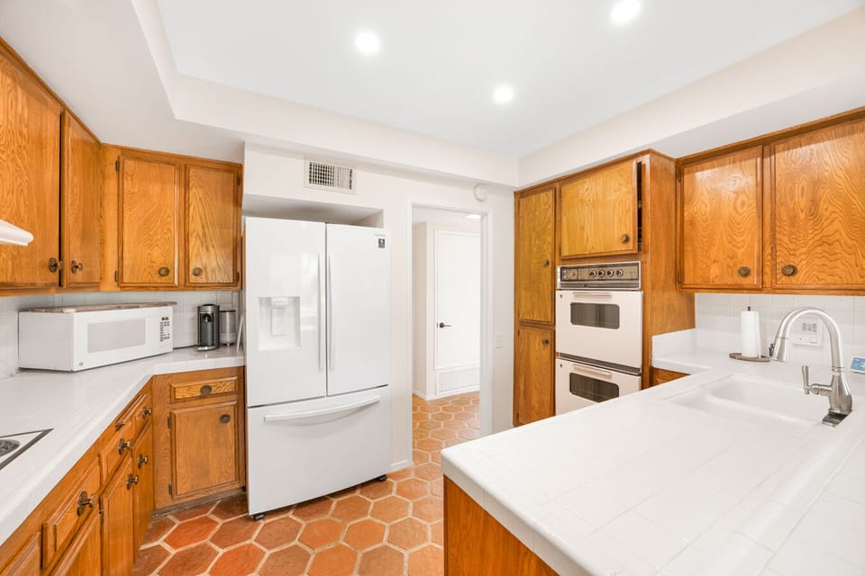 K0239 - Kitchen