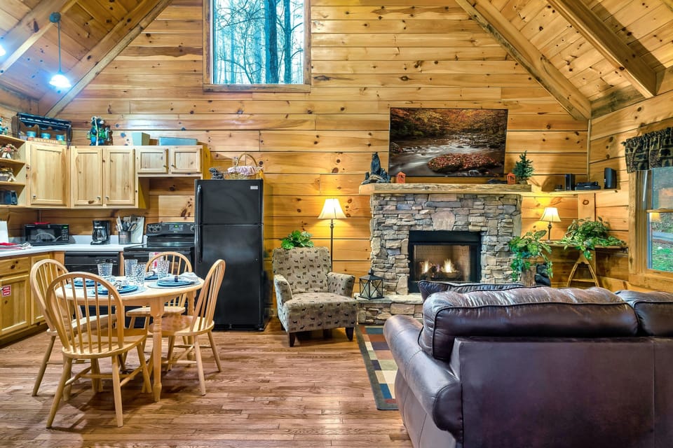 Fully equipped kitchen and living area